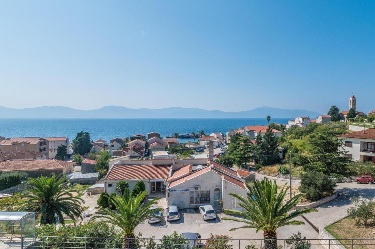 Apartmani Gradac グラダツ エクステリア 写真